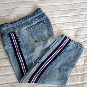 Boyfriend fit capri